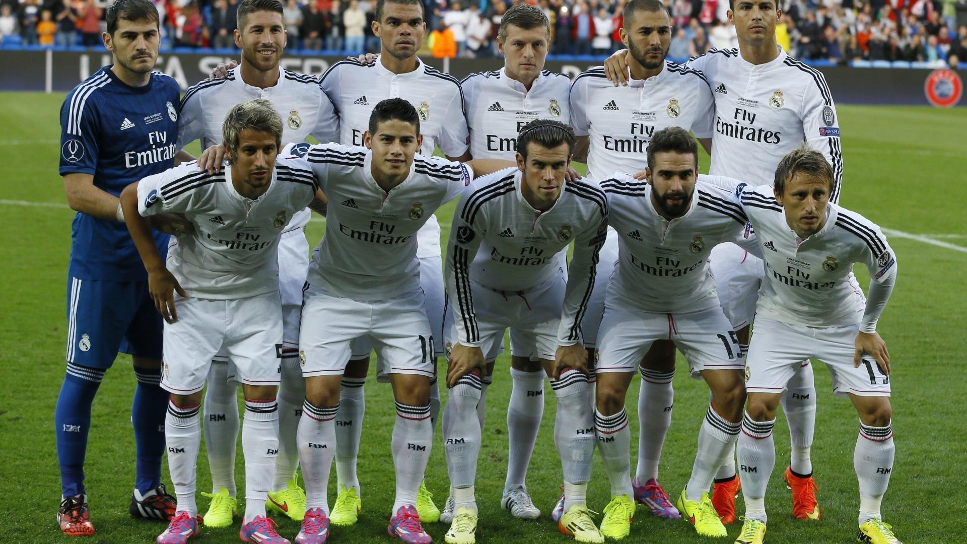 英超焦点战前瞻，传统豪门曼联陷泥潭，今夜对决胜负难料